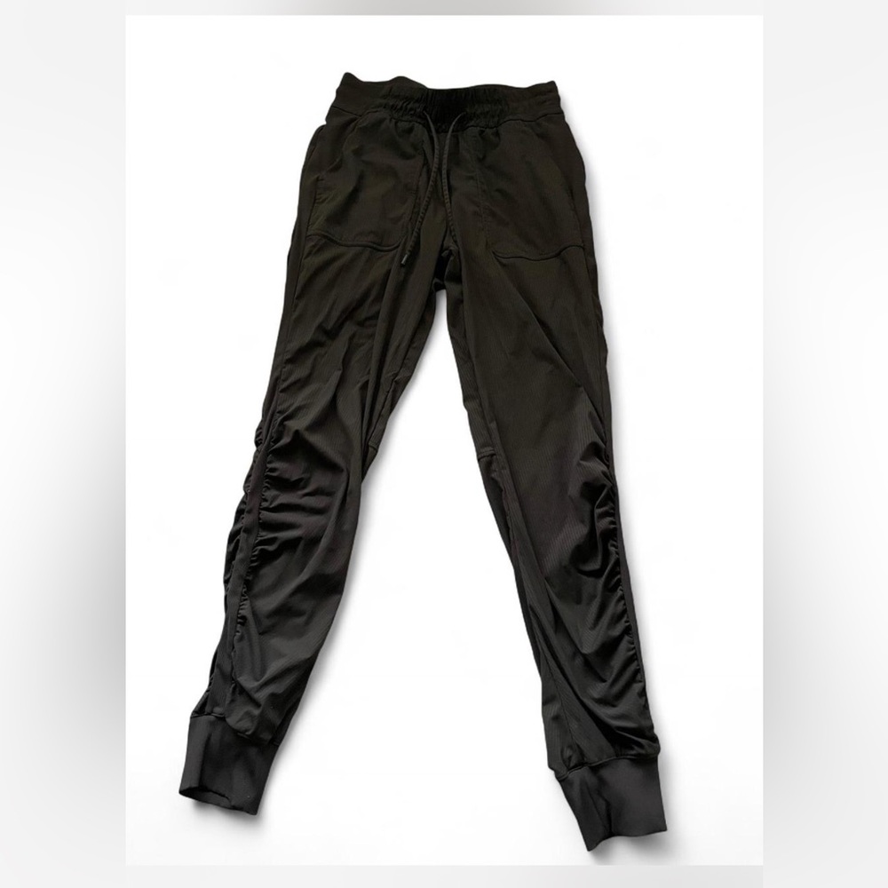 Grey Lululemon Joggers!